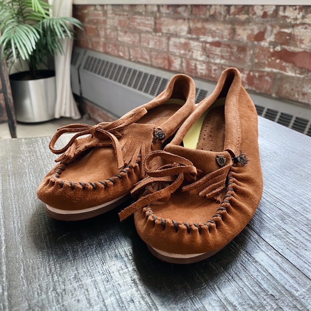 NEW MINNETONKA MOCS - Picture 3 of 6